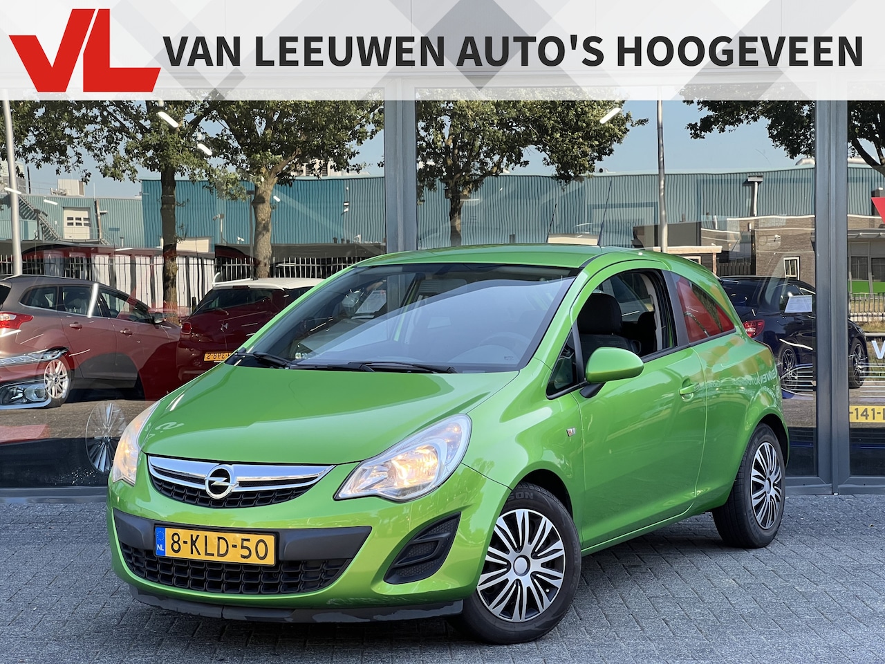Opel Corsa - 1.2-16V Berlin | Stoel- en Stuurverwarming | Navi | Airco | Cruise control - AutoWereld.nl