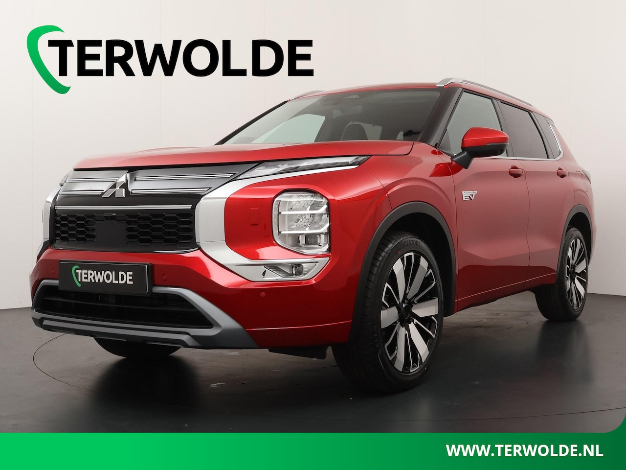 Mitsubishi Outlander - 2.4 PHEV Instyle | €4.000 Voorraadkorting | 8 Jaar Garantie! | Achterbank verwarmd | Adapt - AutoWereld.nl
