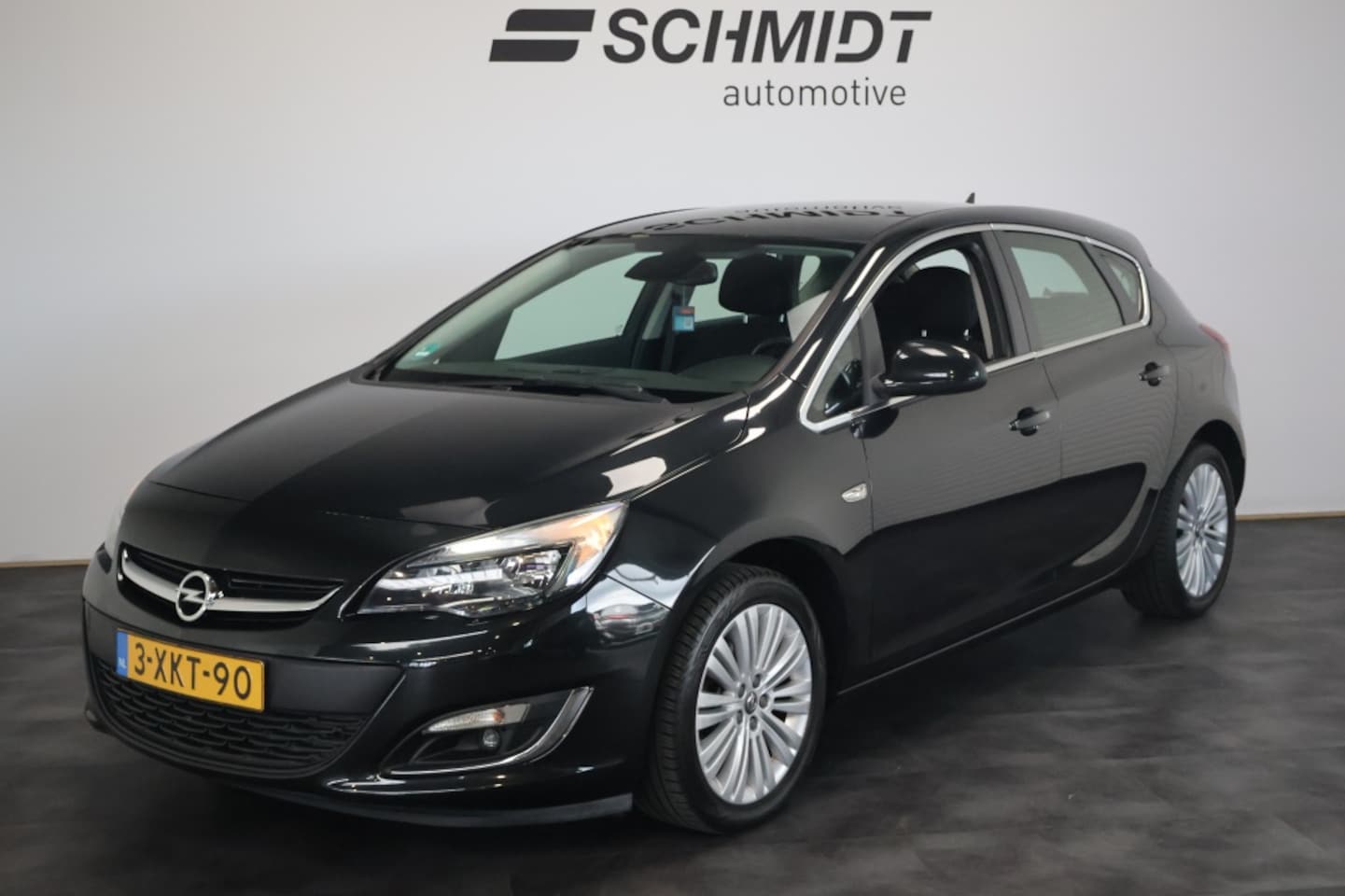 Opel Astra - 1.4 Turbo Berlin | Cruisecontrol | Trekhaak | Navigatie - AutoWereld.nl
