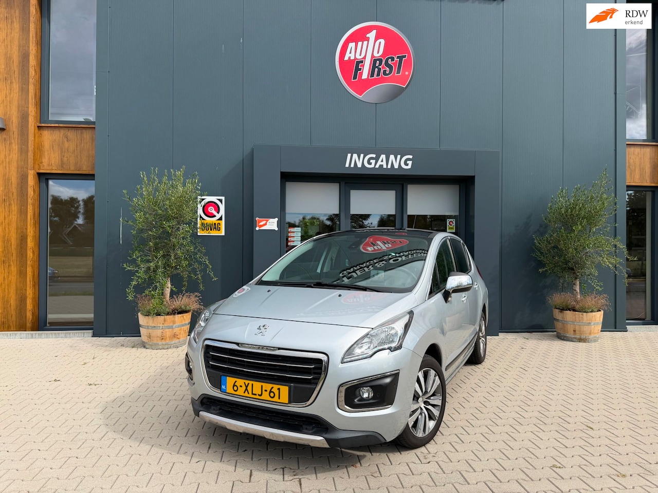 Peugeot 3008 - 1.6 THP Allure l pano l camera l trekhaak l hud - AutoWereld.nl