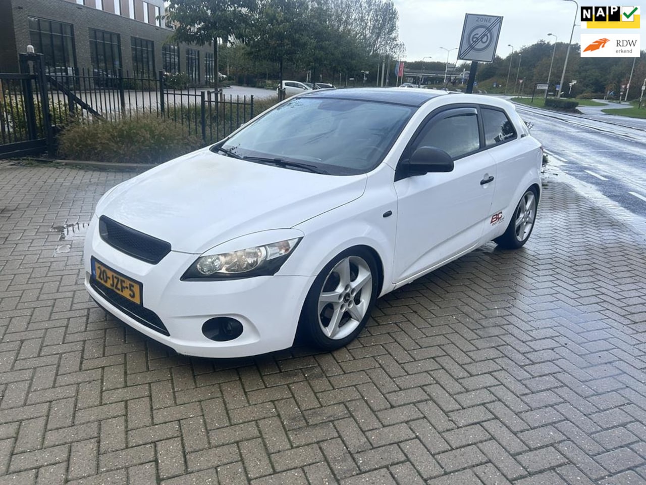 Kia Pro cee'd - 1.6 X-clusive CLIMA! SPORT! NWE APK! Gewrapt! - AutoWereld.nl