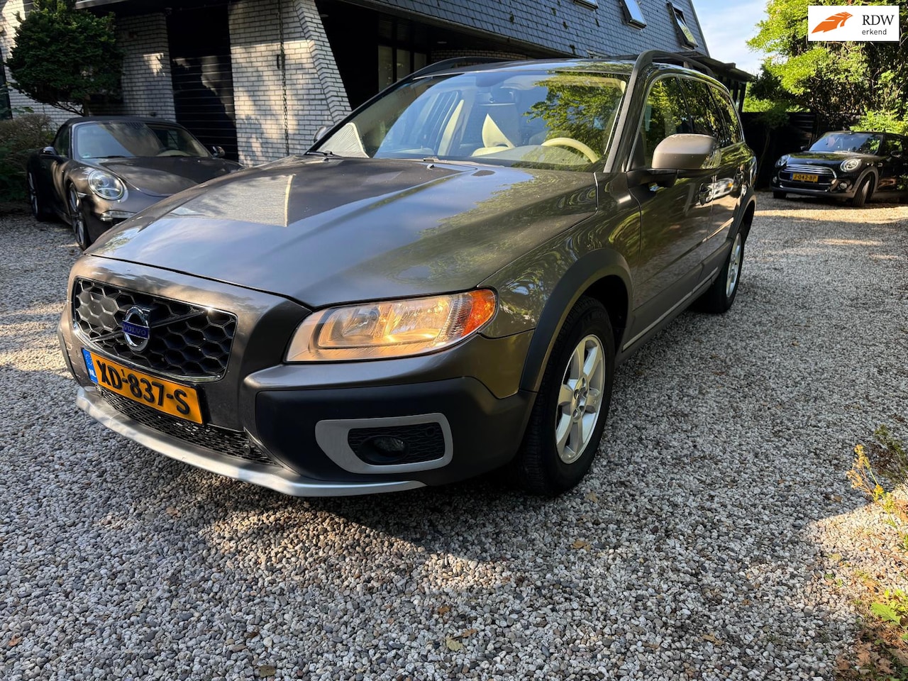 Volvo XC70 - 3.0 T6 Summum 2011 Leer pano mem pakket clima enz izgst - AutoWereld.nl