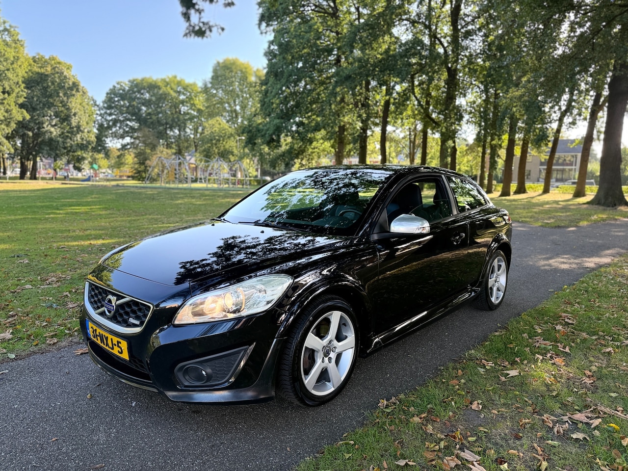 Volvo C30 - 1.6 R-Edition Goed onderhouden Mooie uitvoering - AutoWereld.nl