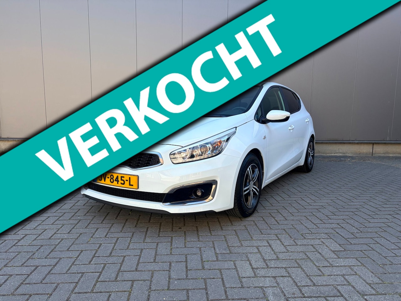 Kia Cee'd - 1.0 T-GDi Navigator | Bluetooth | Navi | Camera - AutoWereld.nl