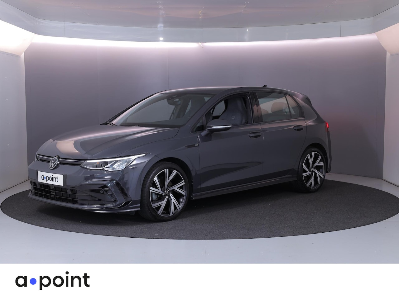 Volkswagen Golf - 1.5 TSI R-Line 130 pk | Navigatie via App | Parkeersensoren | Autom. airco | LED koplampen - AutoWereld.nl