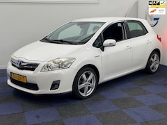 Toyota Auris - 1.8 Full Hybrid Dynamic / DEALER ONDERHOUDEN / NETTE AUTO / AUTOMAAT