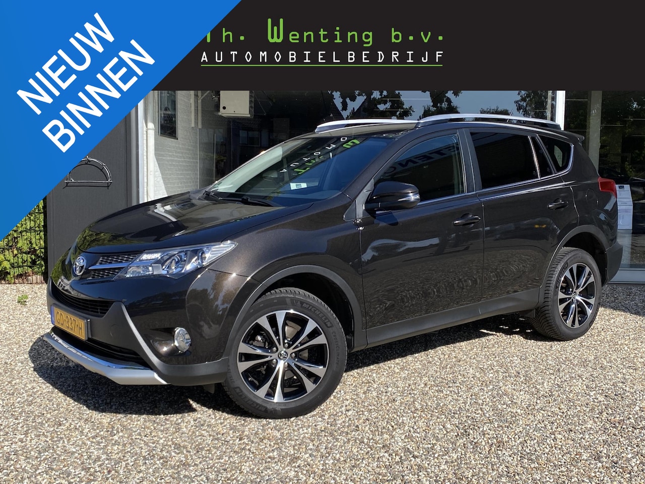 Toyota RAV4 - 2.0 Style 4WD | Navigatie | Cruise Control | Achteruitrijcamera | Klimaat Controle | Keyle - AutoWereld.nl
