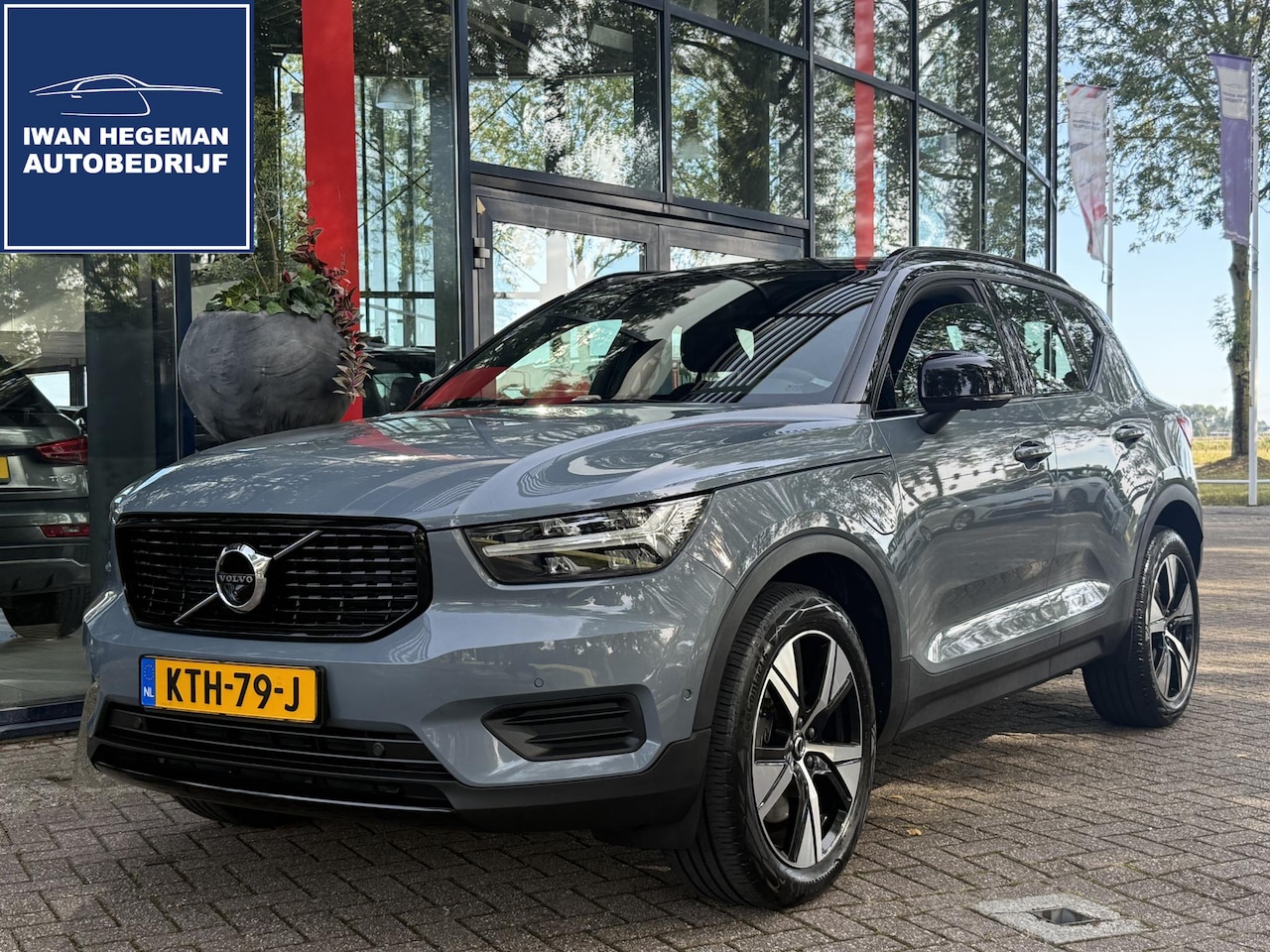Volvo XC40 - 1.5 T4 Recharge R-Design | PDC | ECC | Naviagatie | Apple CarPlay/Android Auto| - AutoWereld.nl