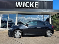 Volkswagen Polo - 1.0 TSI DSG 95 PK APPLE CARPLAY Clima Stoelverw