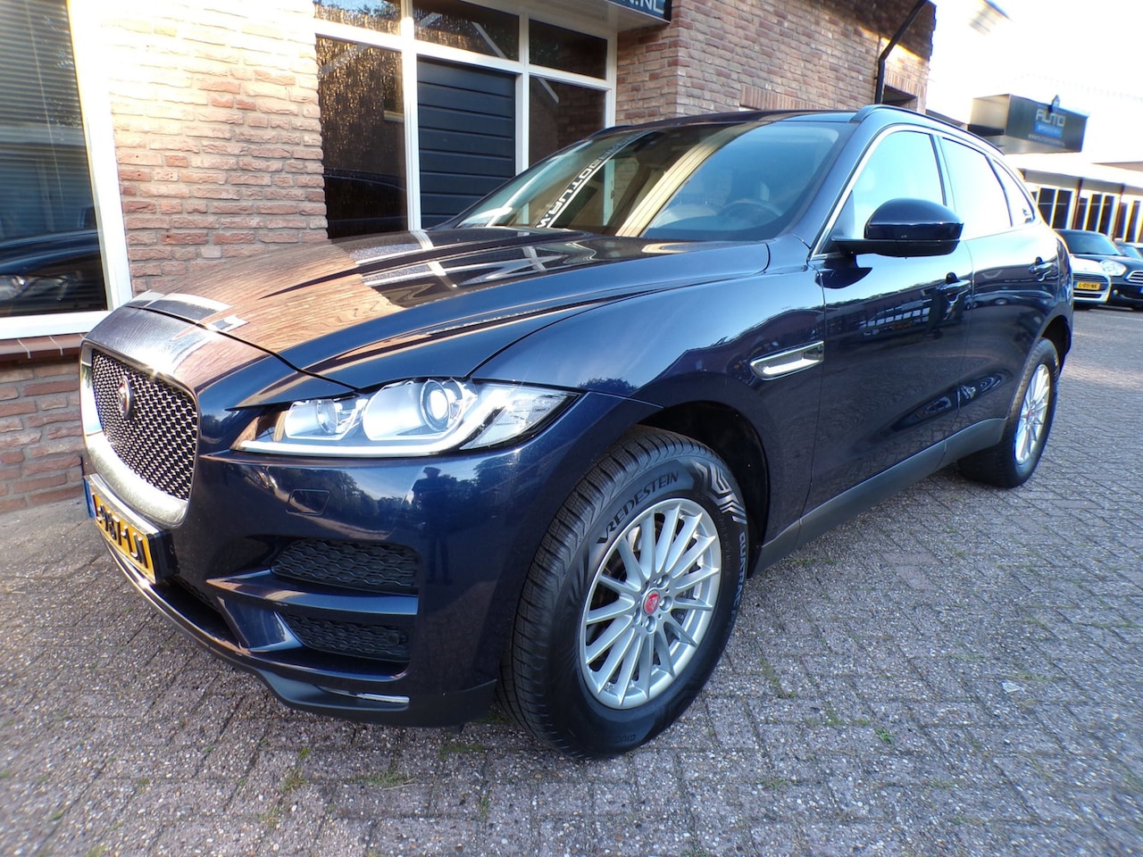 Jaguar F-Pace - 2.0 R-Sport AWD 20d - AutoWereld.nl