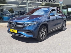 Mercedes-Benz EQA - 250 AMG Line 67 kWh | SOH: 93, 4% | Panaromadak | Trekhaak | LED |