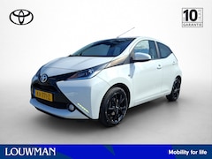 Toyota Aygo - 1.0 VVT-i x-play | Airco | Geblindeerde achterruiten | 15" Velgen + all Season | Achteruit