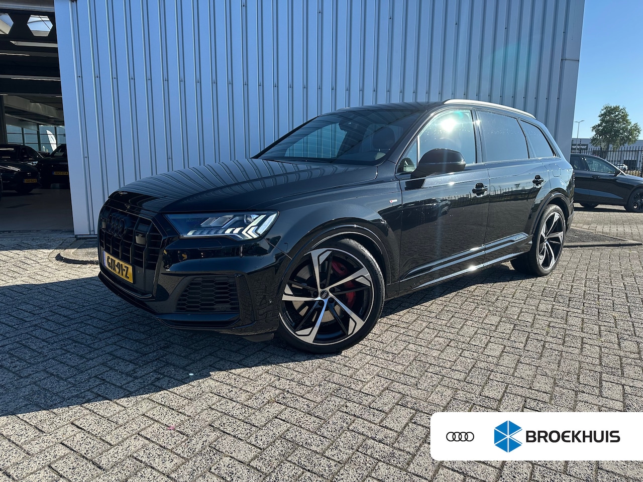 Audi Q7 - 60 TFSI e quattro Pro Line S Competition 462 PK | Trekhaak | Stuurverwarming | 22" velgen - AutoWereld.nl
