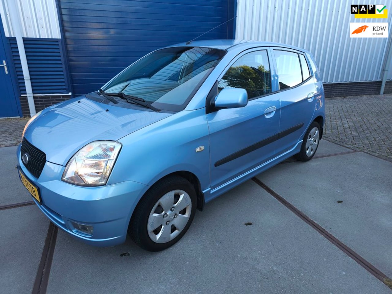 Kia Picanto - 1.0 Bling / Airco / 5 Drs / Centr. Vergrendeling - AutoWereld.nl