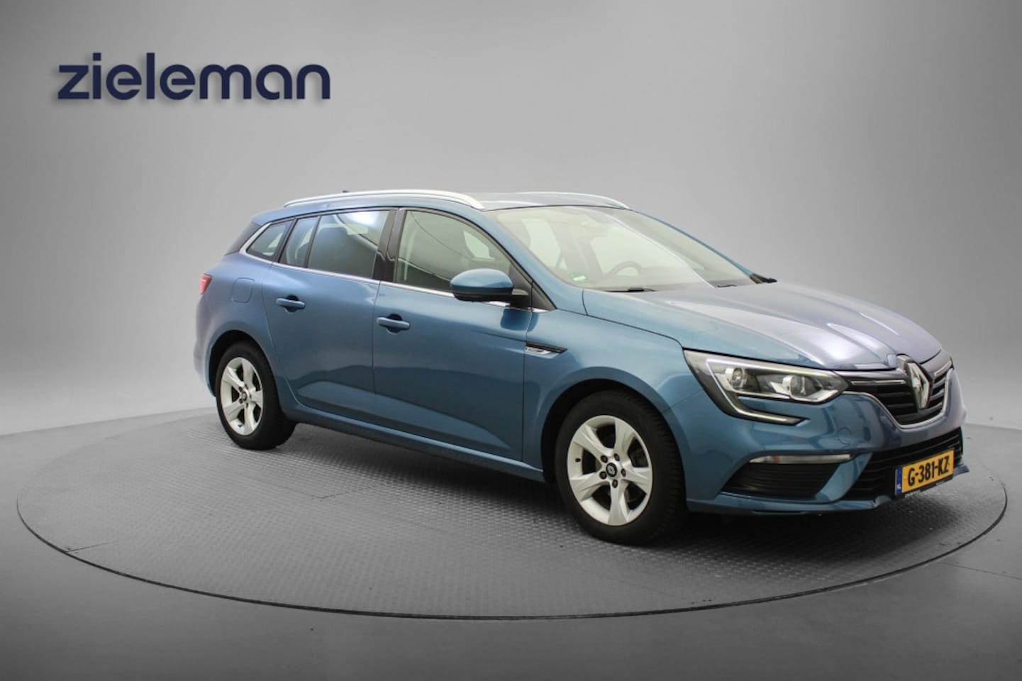 Renault Mégane Estate - 1.3 TCe Zen - Carplay, Navi, Cruise, Clima, Trekhaak - AutoWereld.nl