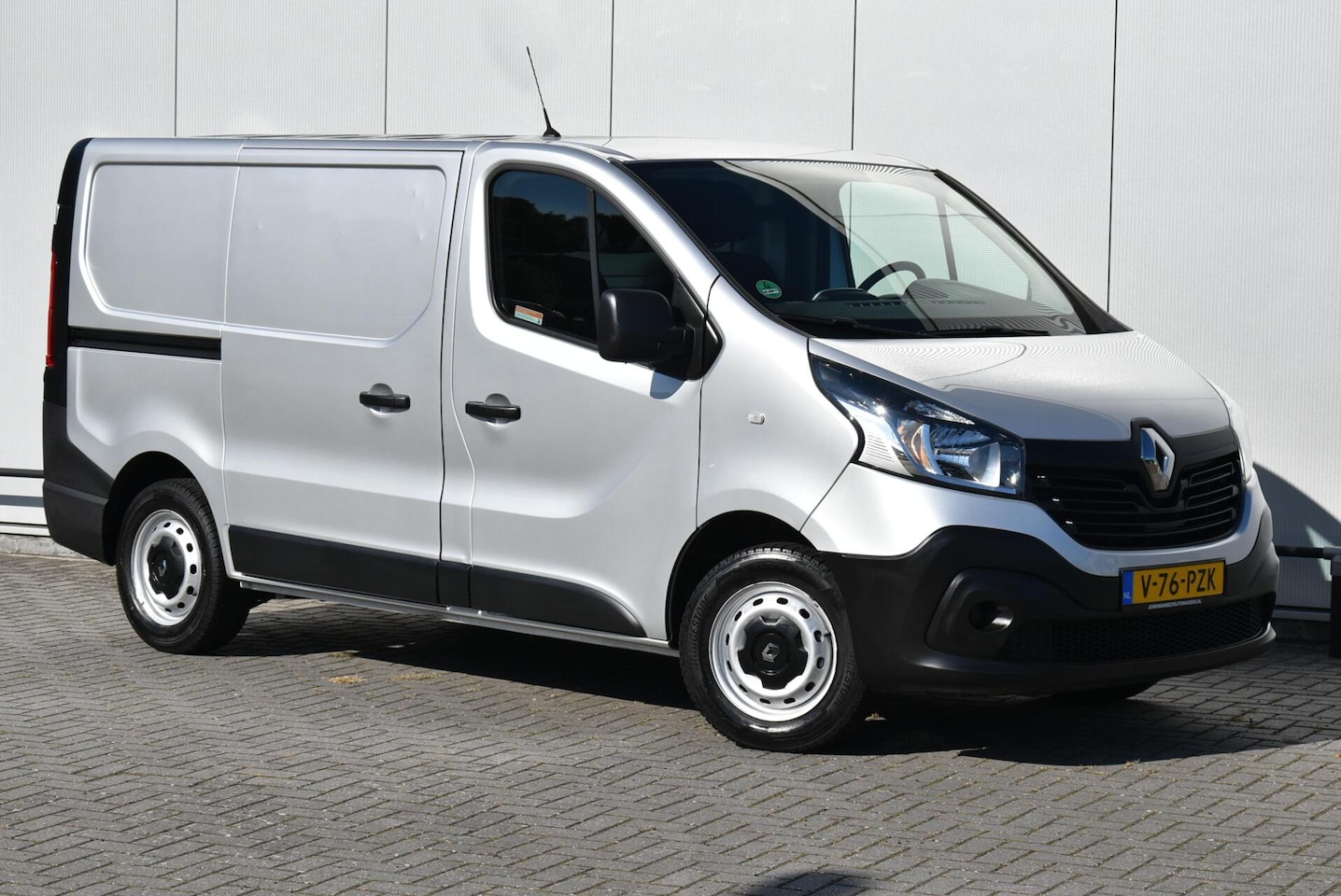 Renault Trafic - bestel 1.6 dCi T27 L1H1 Comfort - AutoWereld.nl