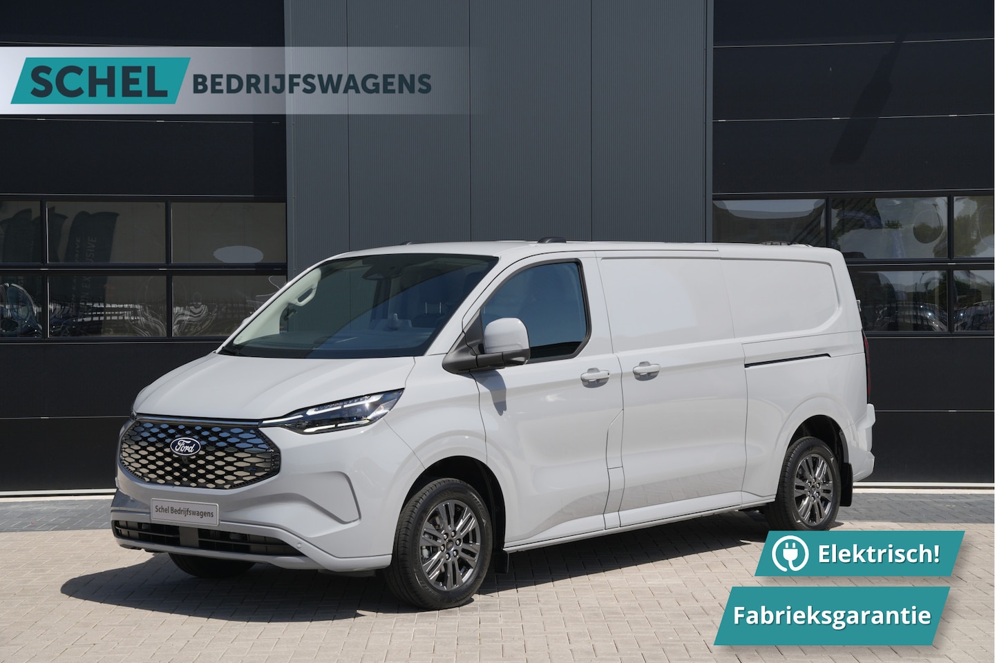 Ford Transit Custom - E-Transit 340 L2H1 Limited 71 kWh 218pk - 2x Schuifdeur - AGR Bestuurdersstoel - ACC - B&O - AutoWereld.nl