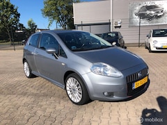 Fiat Grande Punto - 1.4-16V Dynamic inruil koopje 1190,