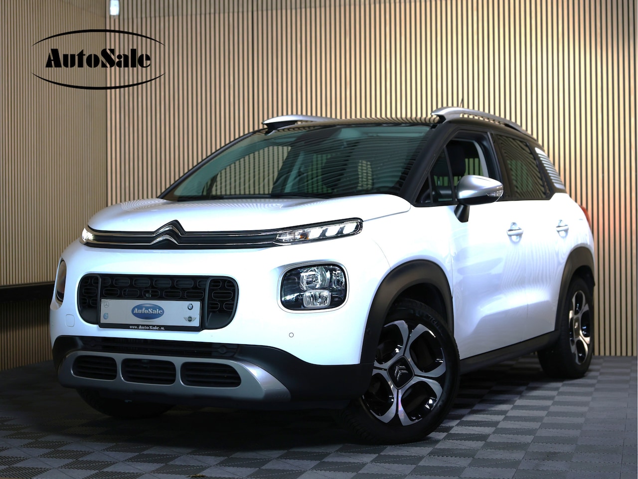 Citroën C3 Aircross - 1.2 PureTech S&S Shine CARPLAY NAVI CRUISE CLIMA DAB+ HIFI NFC '18 - AutoWereld.nl