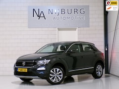 Volkswagen T-Roc - 1.5 TSI Sport "1e eigenaar" Stoelverwarming Apple-Carplay Parkeersensoren Adaptive-cruise