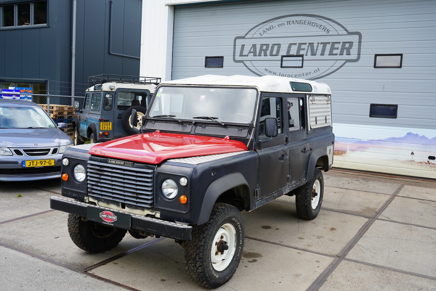 Land Rover Defender 110 - v8 Stationwagon - AutoWereld.nl