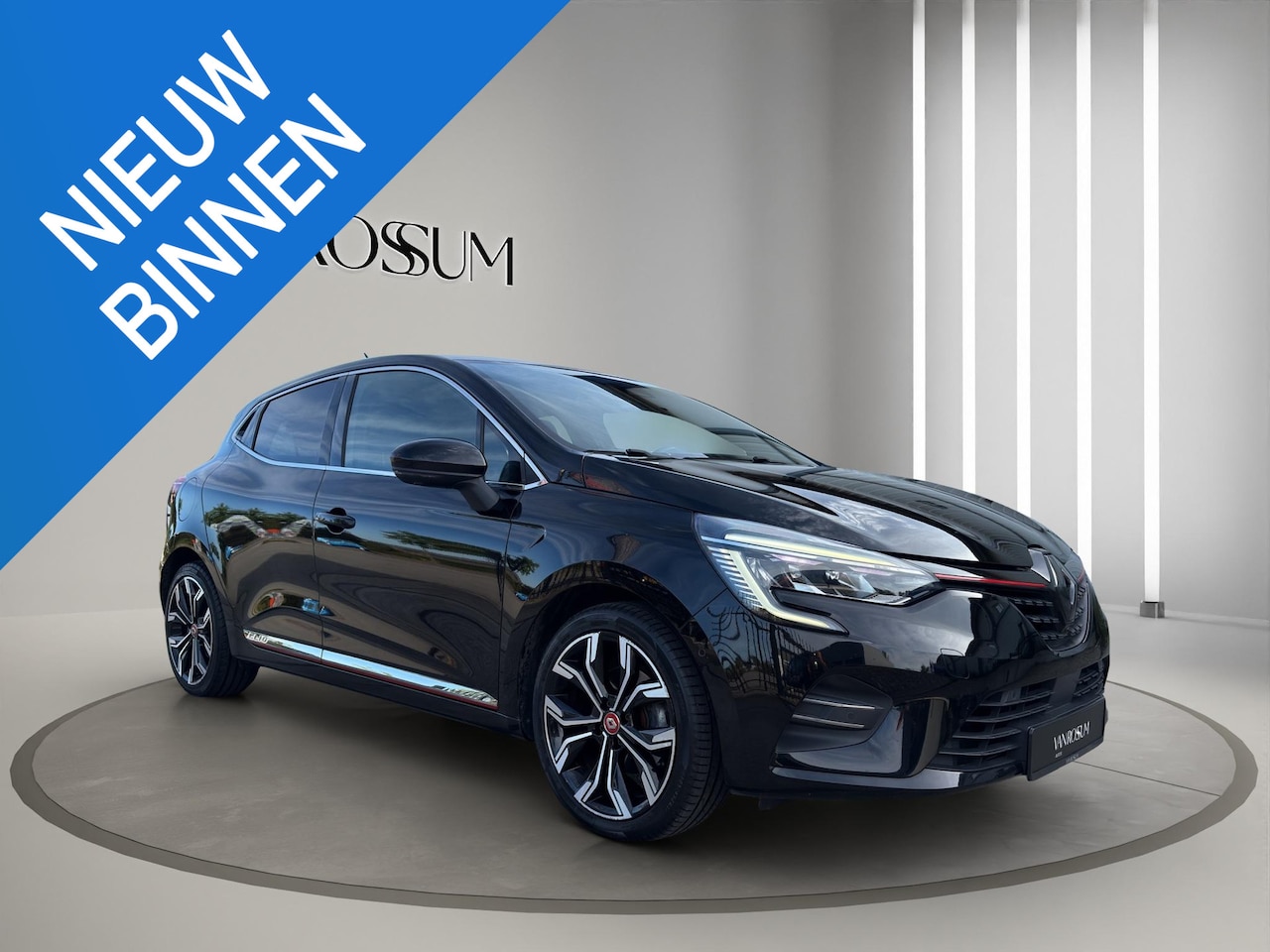 Renault Clio - 1.3 TCe R.S. Line Automaat | 360 Camera | Stuur/Stoel Verwarming | Carplay | Airco (auto) - AutoWereld.nl