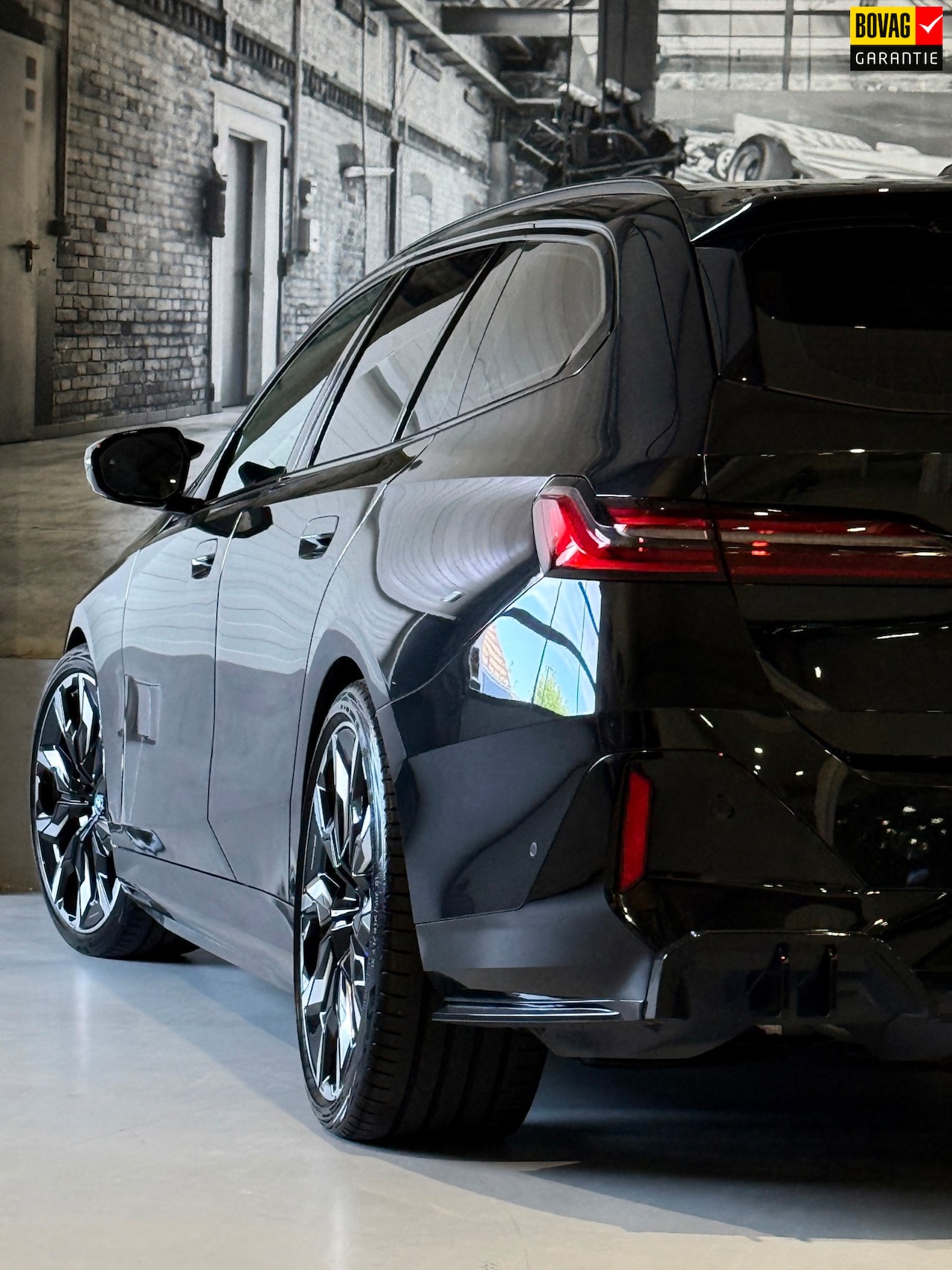 BMW i5 Touring - eDrive40 M Sport Edition 84 kWh EDrive40 M Sport Edition 84 kWh - AutoWereld.nl