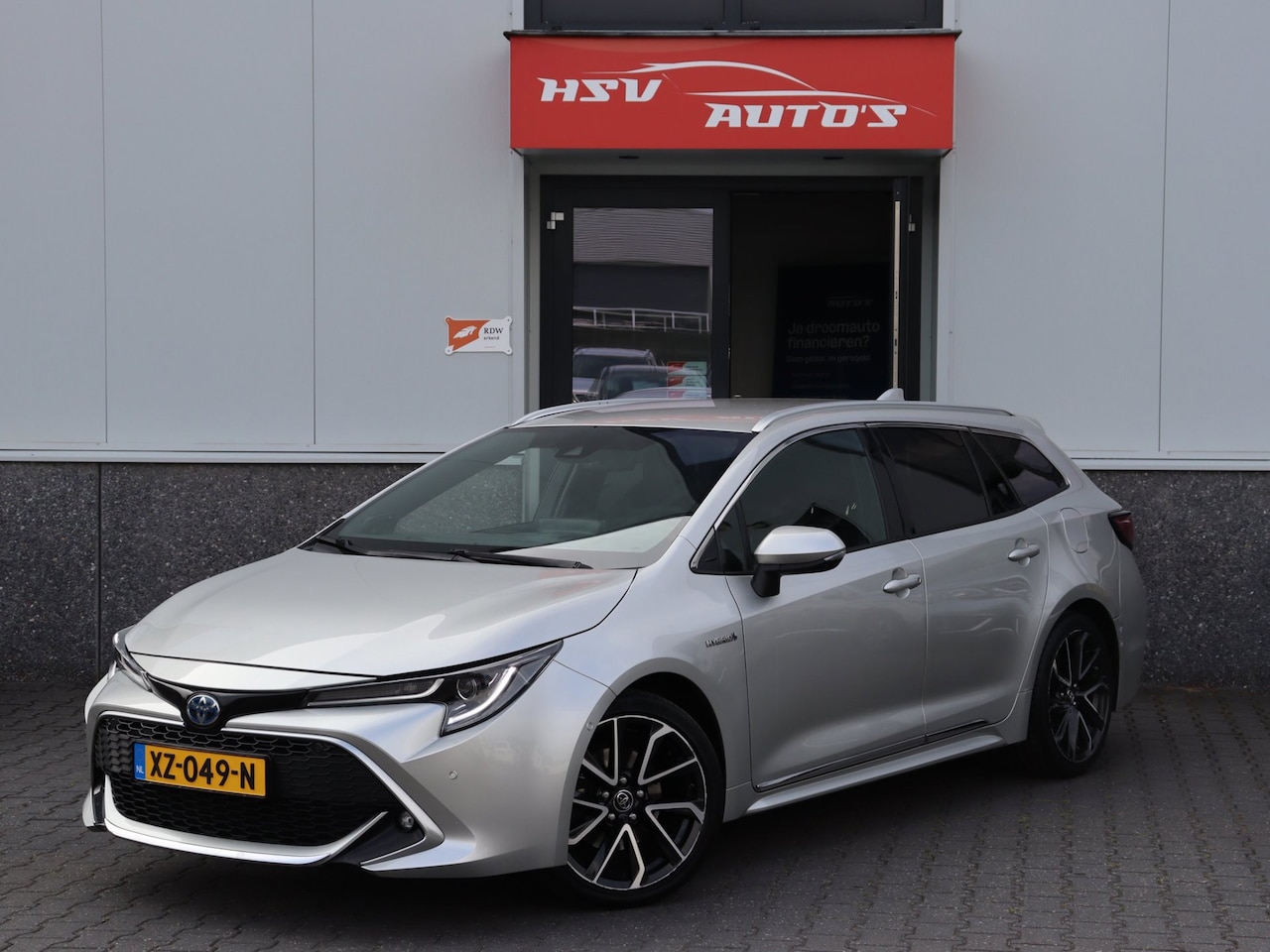Toyota Corolla Touring Sports - 2.0 Hybrid Business Sport Intro 2.0 Hybrid Business Sport Intro - AutoWereld.nl