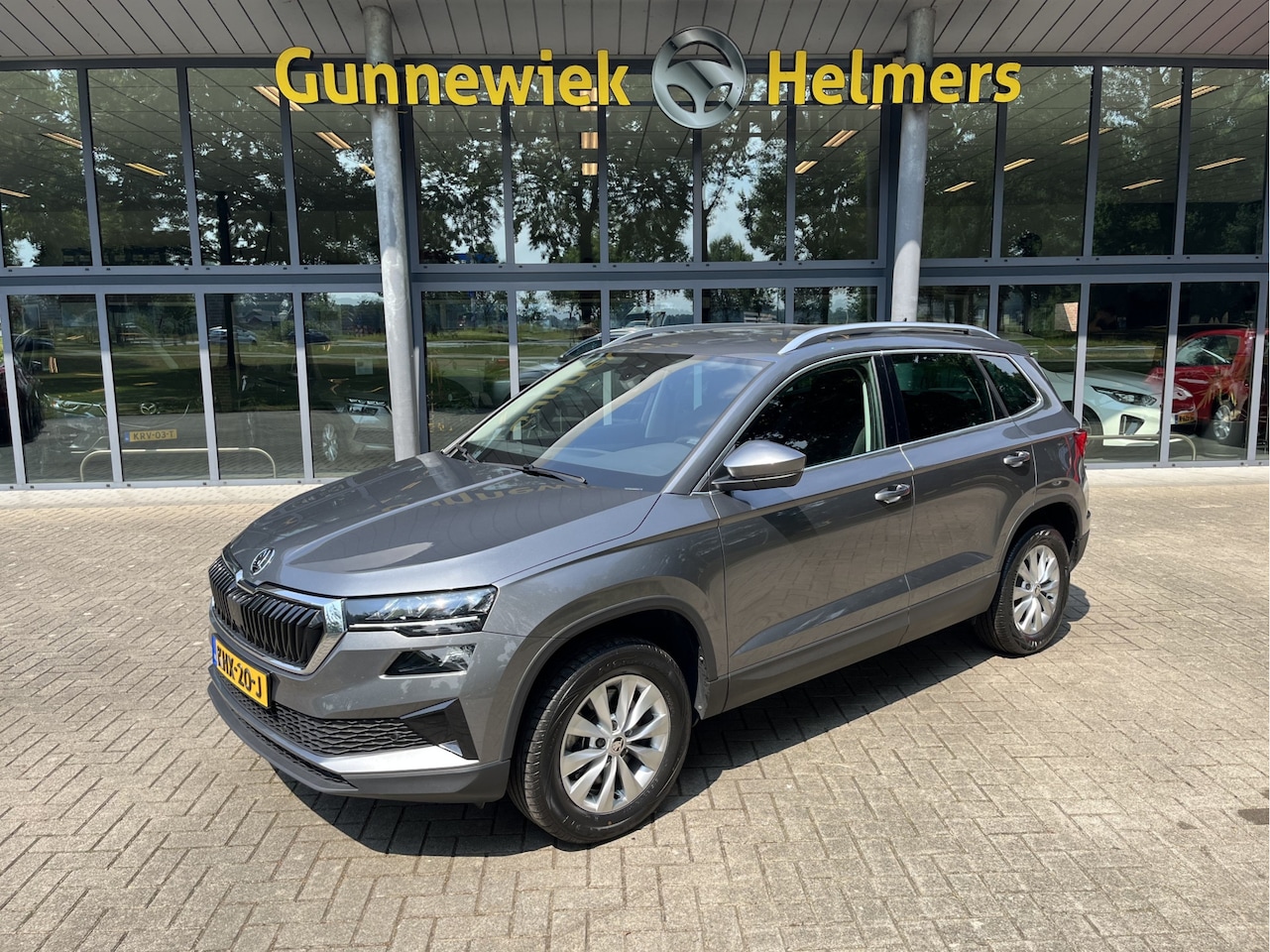 Skoda Karoq - 1.5 TSI ACT Business Edition | CAM | CARPLAY | CLIMA | CRUISE | PDC V&A | VIRTUAL COCKPIT - AutoWereld.nl