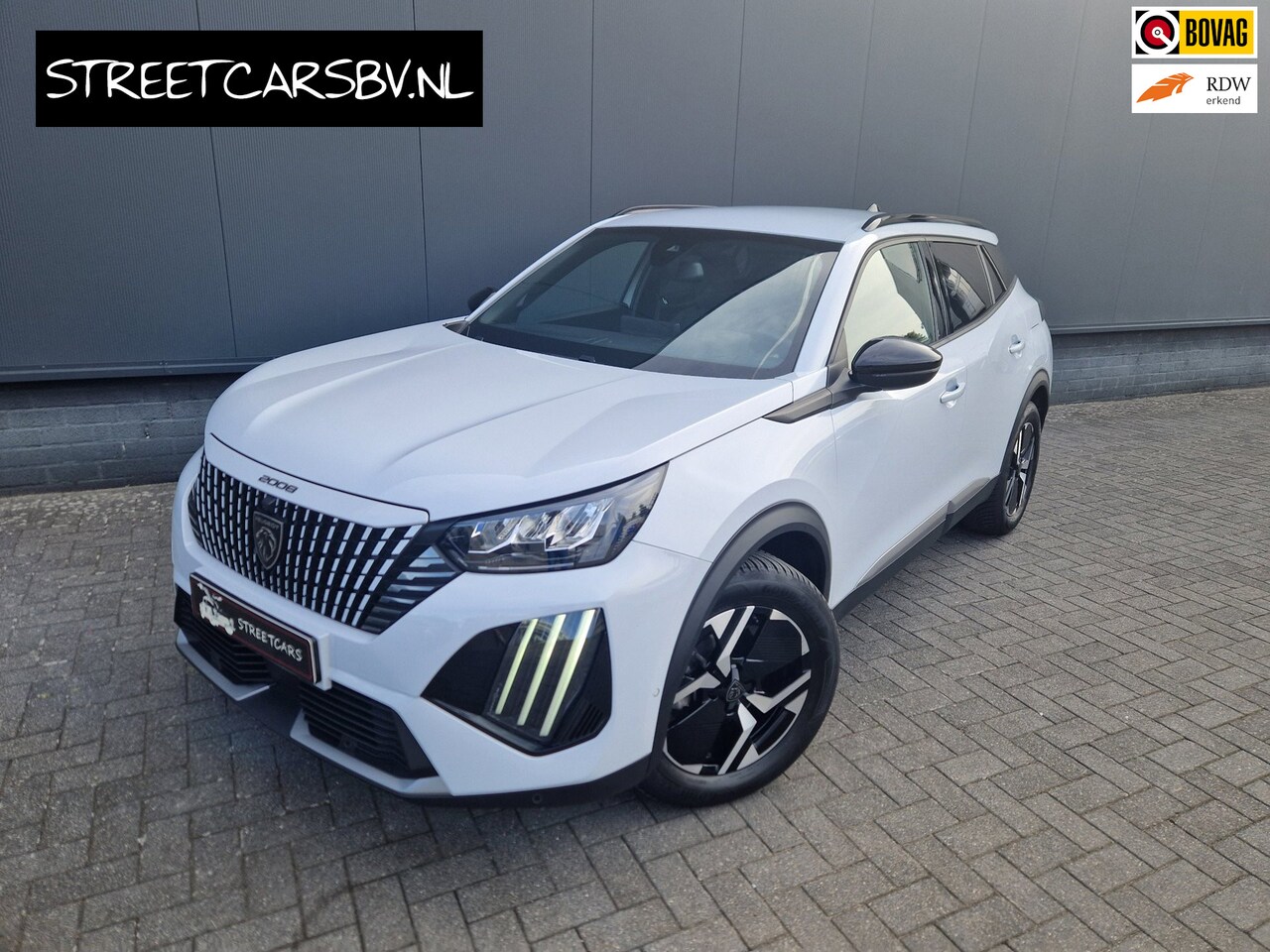 Peugeot 2008 - 1.2 131pk EAT8 Allure /Keyless /V+A Camera /Cruise - AutoWereld.nl