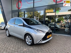 Toyota Aygo - 1.0 VVT-i x-joy