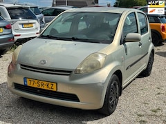 Daihatsu Sirion 2 - 1.3-16V Comfort Automaat Nieuwe Apk Motorisch Top Auto