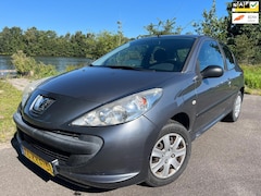 Peugeot 206 - 1.1 XR | Trehkaak | APK augustus 2027