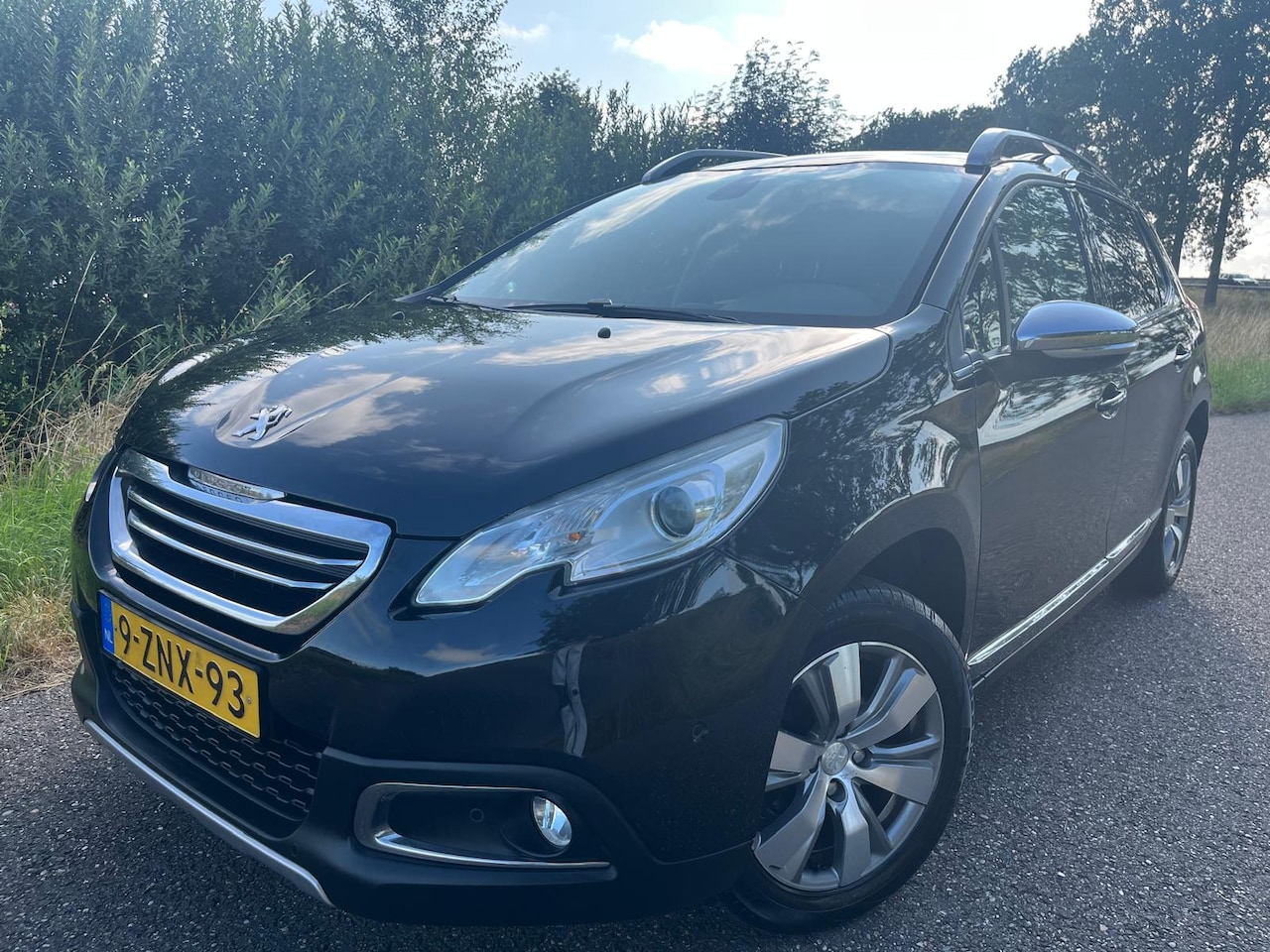Peugeot 2008 - 1.2 PureTech Allure 1.2 PureTech Allure - AutoWereld.nl