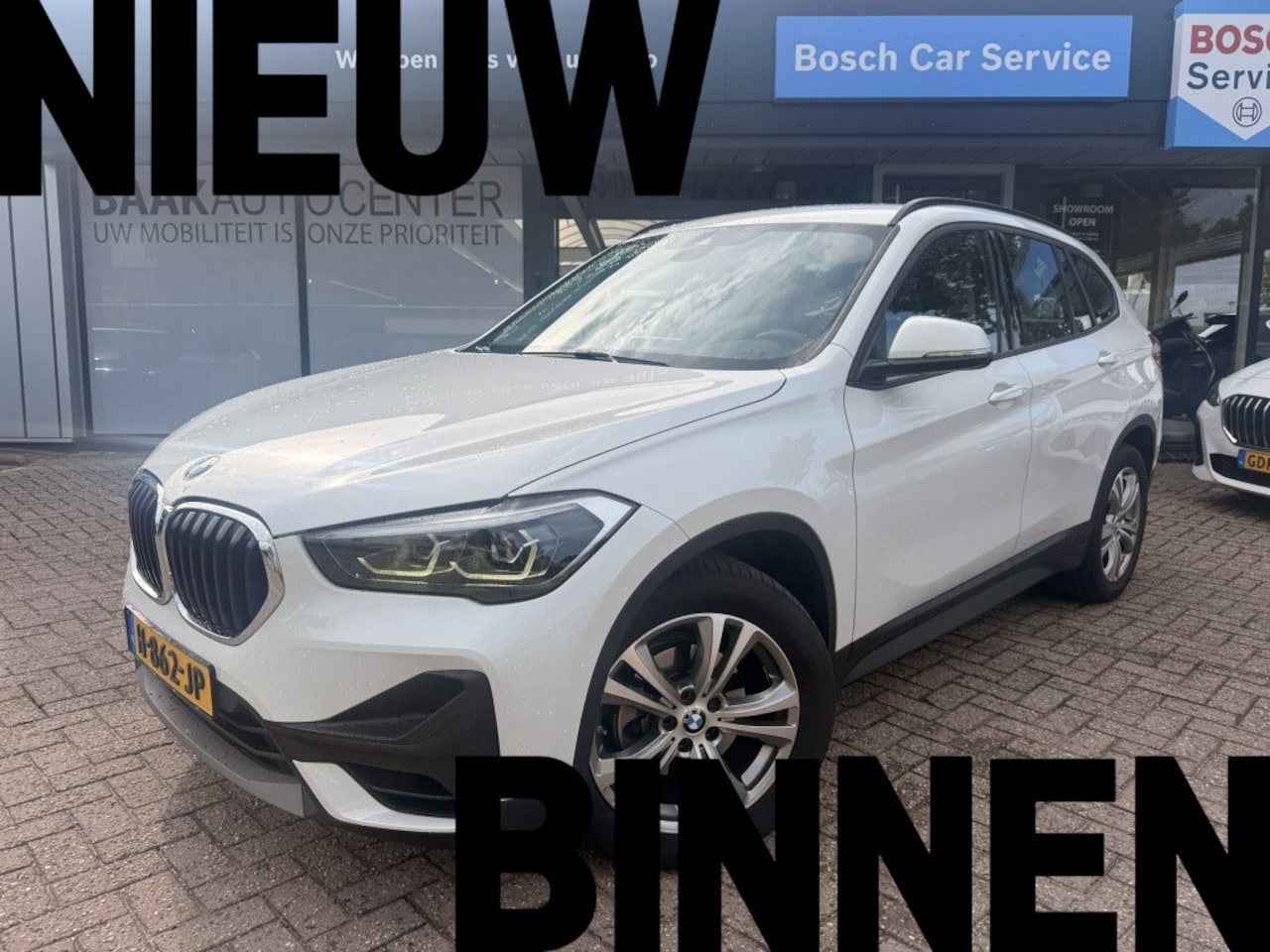 BMW X1 - sDrive18i Executive Edition | Navi | PDC - AutoWereld.nl