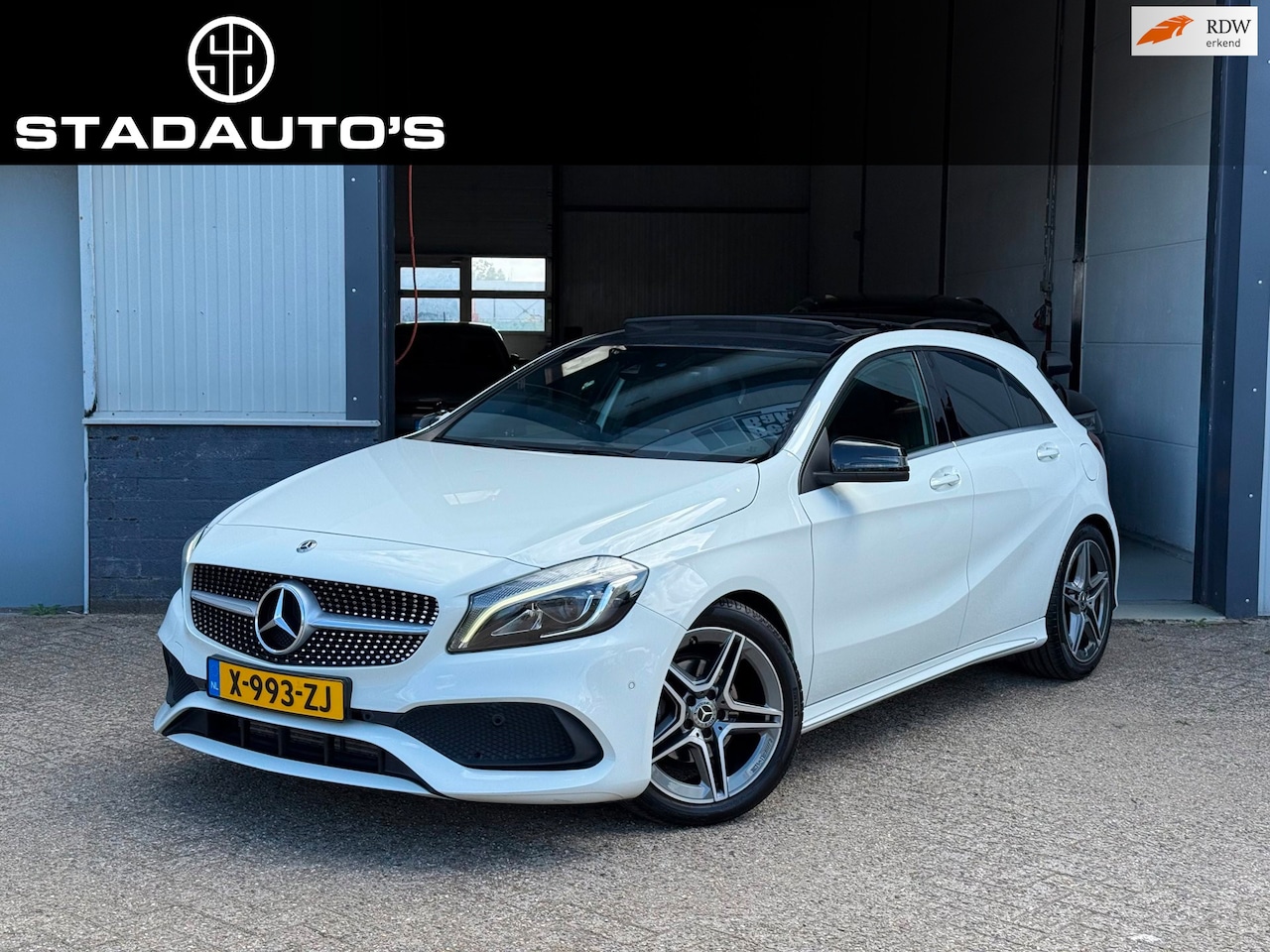 Mercedes-Benz A-klasse - 200 Edition Automaat Pano|H&K|LED! - AutoWereld.nl