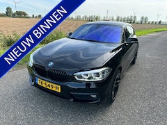 BMW 1-serie - 118i Executive Navigatie CC Pdc Enz