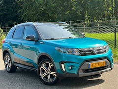 Suzuki Vitara - 1.6 High Executive /Navi/Pano/Trekhaak/Camera/
