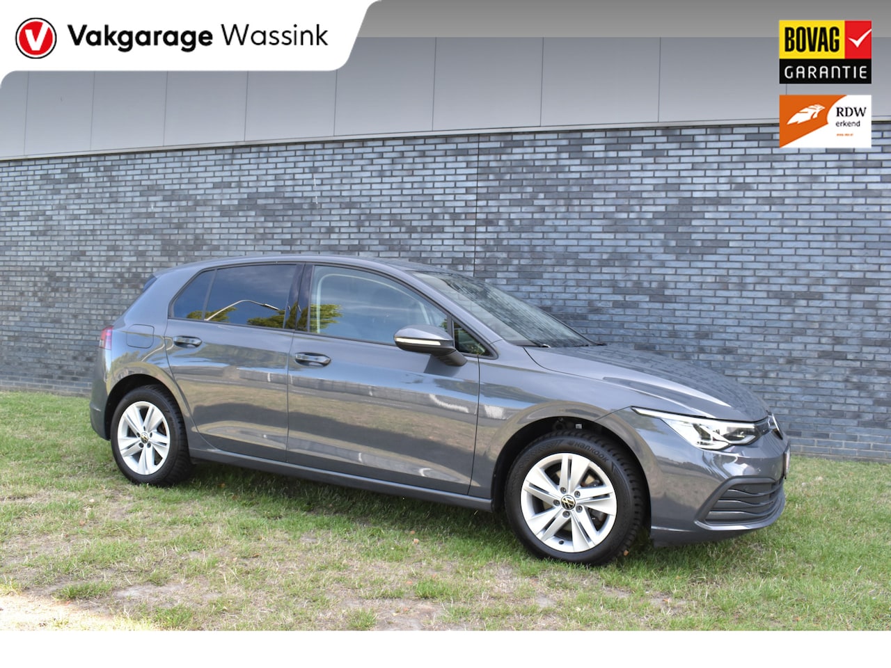 Volkswagen Golf - 1.0 eTSI Life Business Automaat Navigatie - AutoWereld.nl