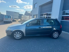 Volkswagen Golf - 1.6 Comfortline