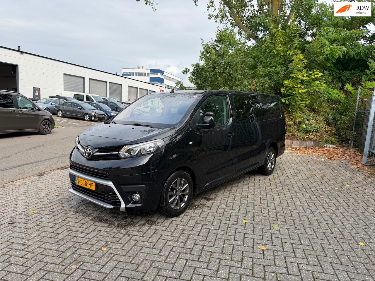 Toyota PROACE Long Worker - 2.0 D-4D Professional dubbel cabine - AutoWereld.nl