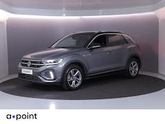 Volkswagen T-Roc - 1.5 TSI R-Line 150 pk Automaat (DSG) | Navigatie | Trekhaak (afneembaar) | Parkeersensoren