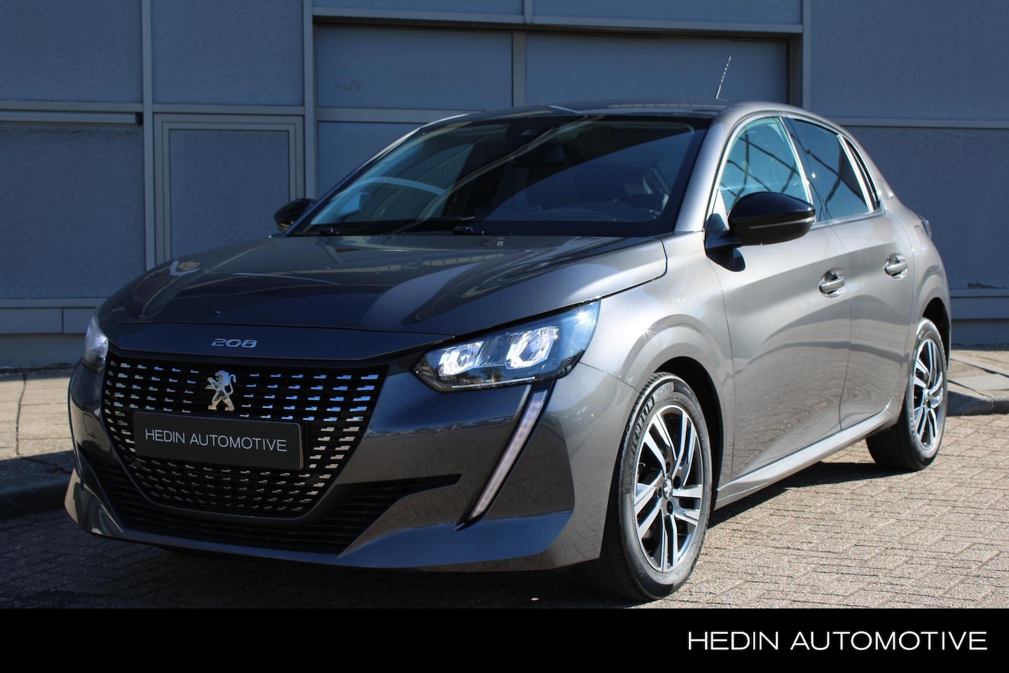 Peugeot 208 - 1.2 100PK ALLURE Pack | Navigatie via App | Camera | Climate control | Cruise control | Ap - AutoWereld.nl