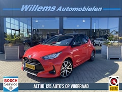 Toyota Yaris - 1.5 Hybrid Executive Panoramadak , Stoelverwarming , JBL , pdc V+A