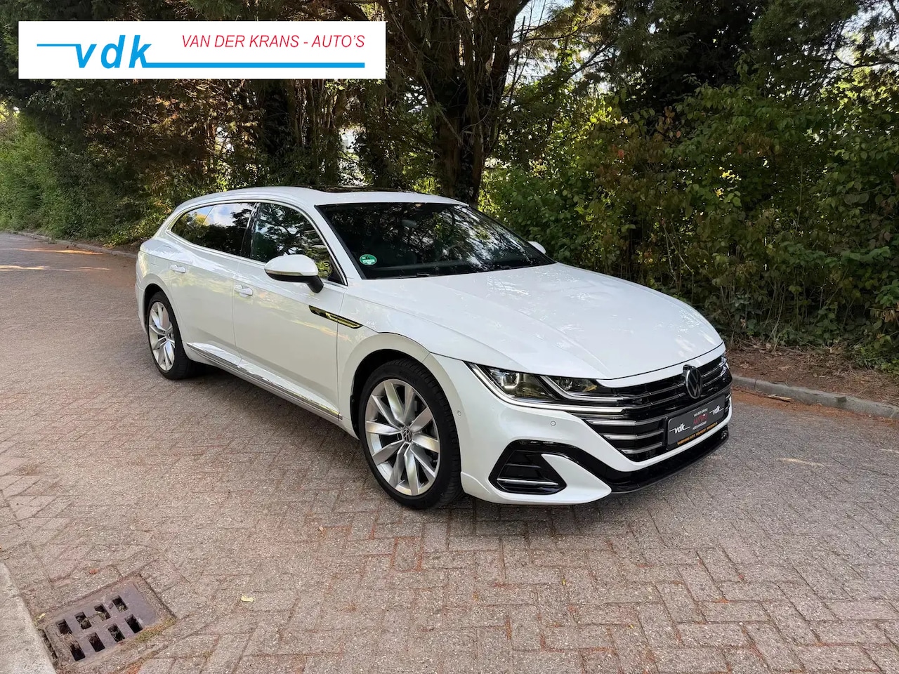 Volkswagen Arteon Shooting Brake - 1.4 TSI eHybrid R-Line Business 1.4 TSI eHybrid R-Line Business+ - AutoWereld.nl
