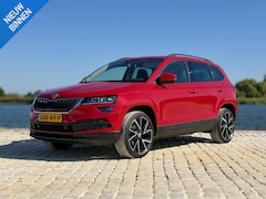 Skoda Karoq - 1.5 TSI ACT Style Busines|Trekhaak|ACC|Panoramadak