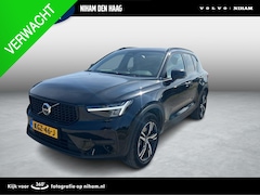 Volvo XC40 - B4 (M-HYBRID) PLUS DARK -PANO.DAK|HARMAN/KARDON|CAMERA|POWER-SEATS|VERW.VOORRUIT|PRIVACY.G