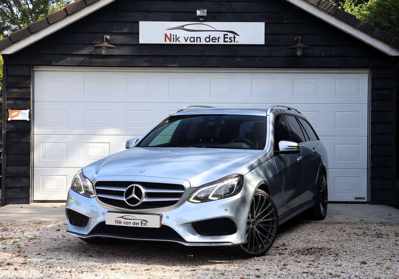 Mercedes-Benz E-klasse Estate - 200 Ambition-Stoelverwarming-Navi - AutoWereld.nl