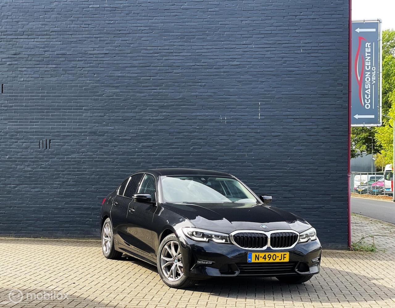 BMW 3-serie - 318i High Executive 156 PK Automaat - AutoWereld.nl