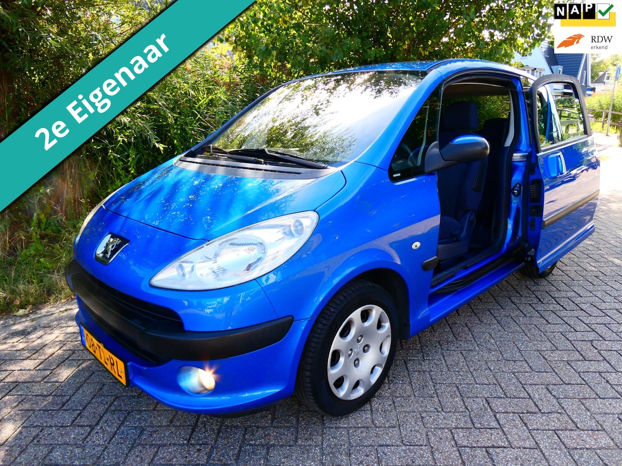 Peugeot 1007 - 1.6-16V 110pk Gentry Automaat 2e eig. Clima Trekhaak Hoge instap - AutoWereld.nl